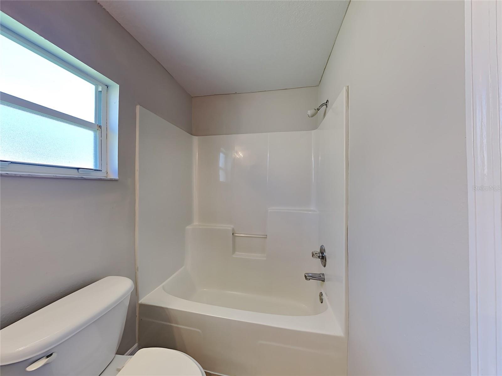 LAKE MARION GOLF RESORT - Residential Lease