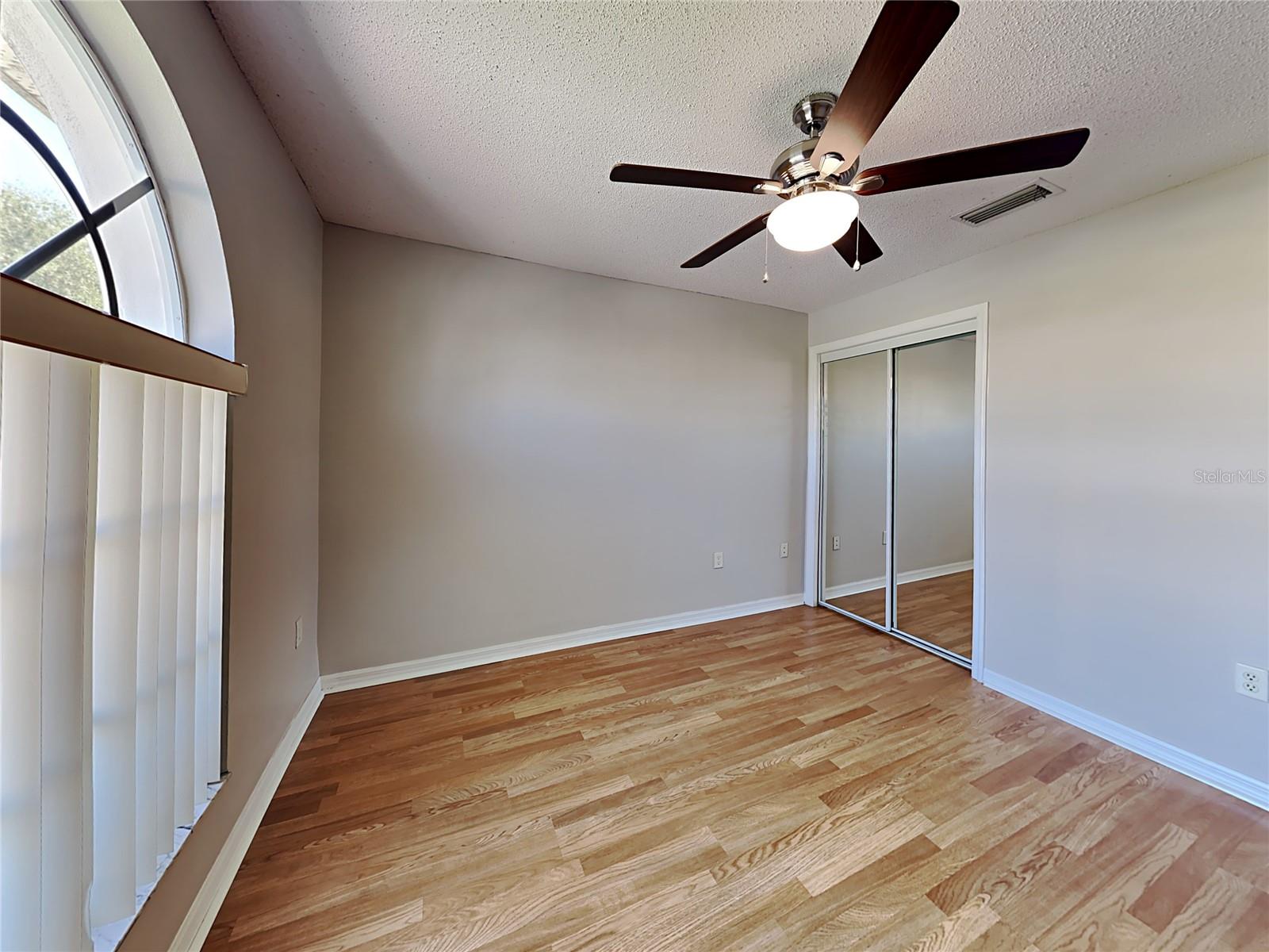 LAKE MARION GOLF RESORT - Residential Lease