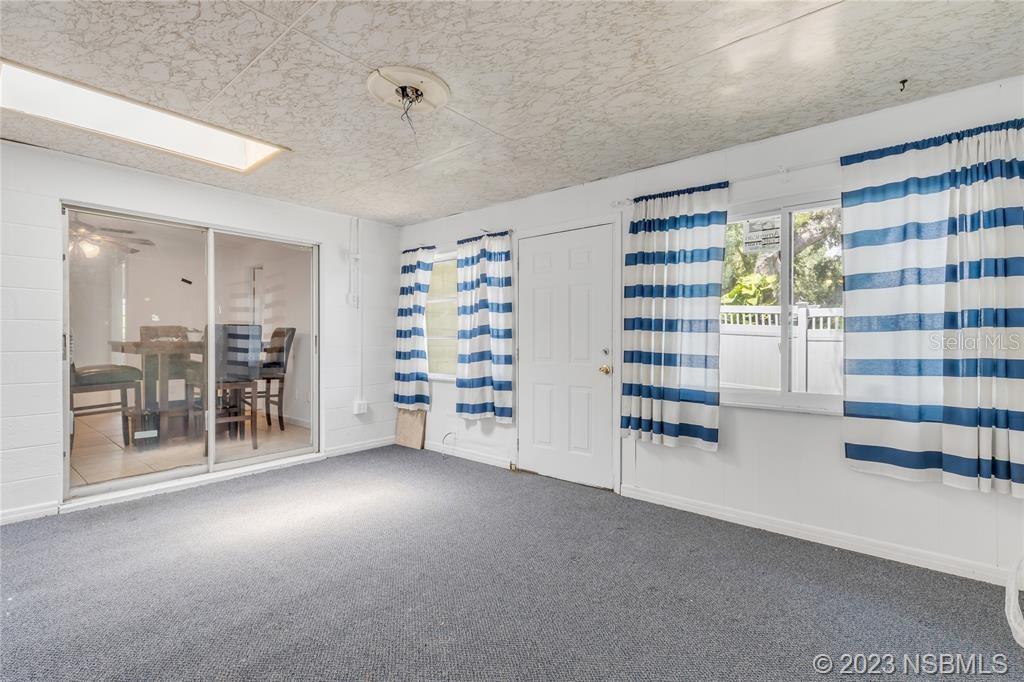 Detwilers N 650 Ft Lt 02 16 17 34 New Smyrna Beach - Residential Lease