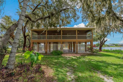 A home in WINTER HAVEN