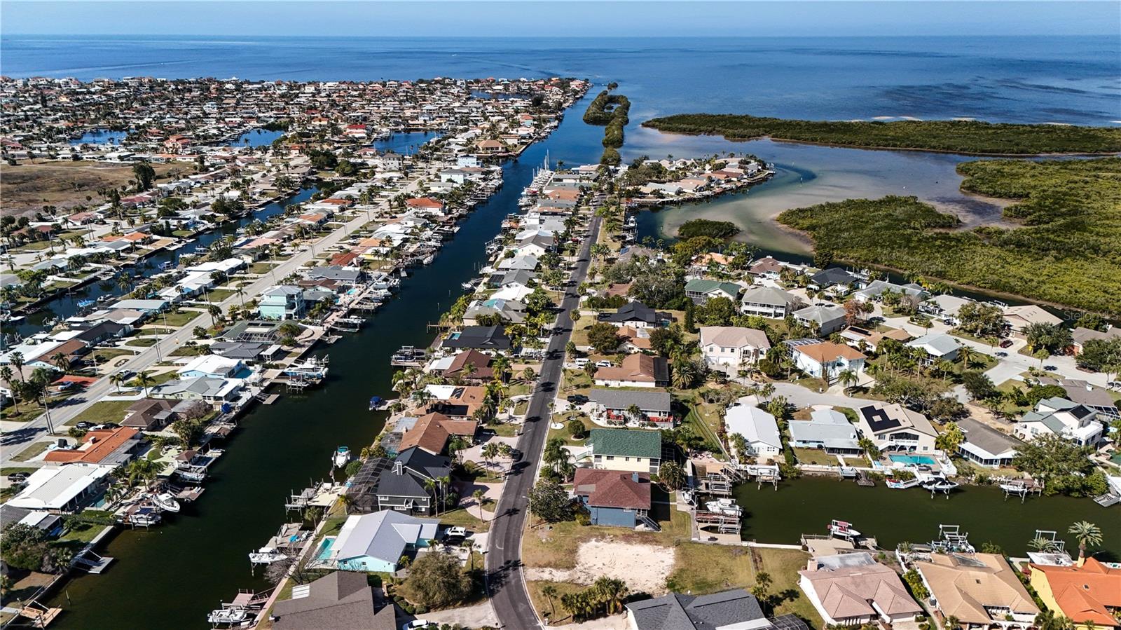 GULF HARBORS WOODLANDS - Land