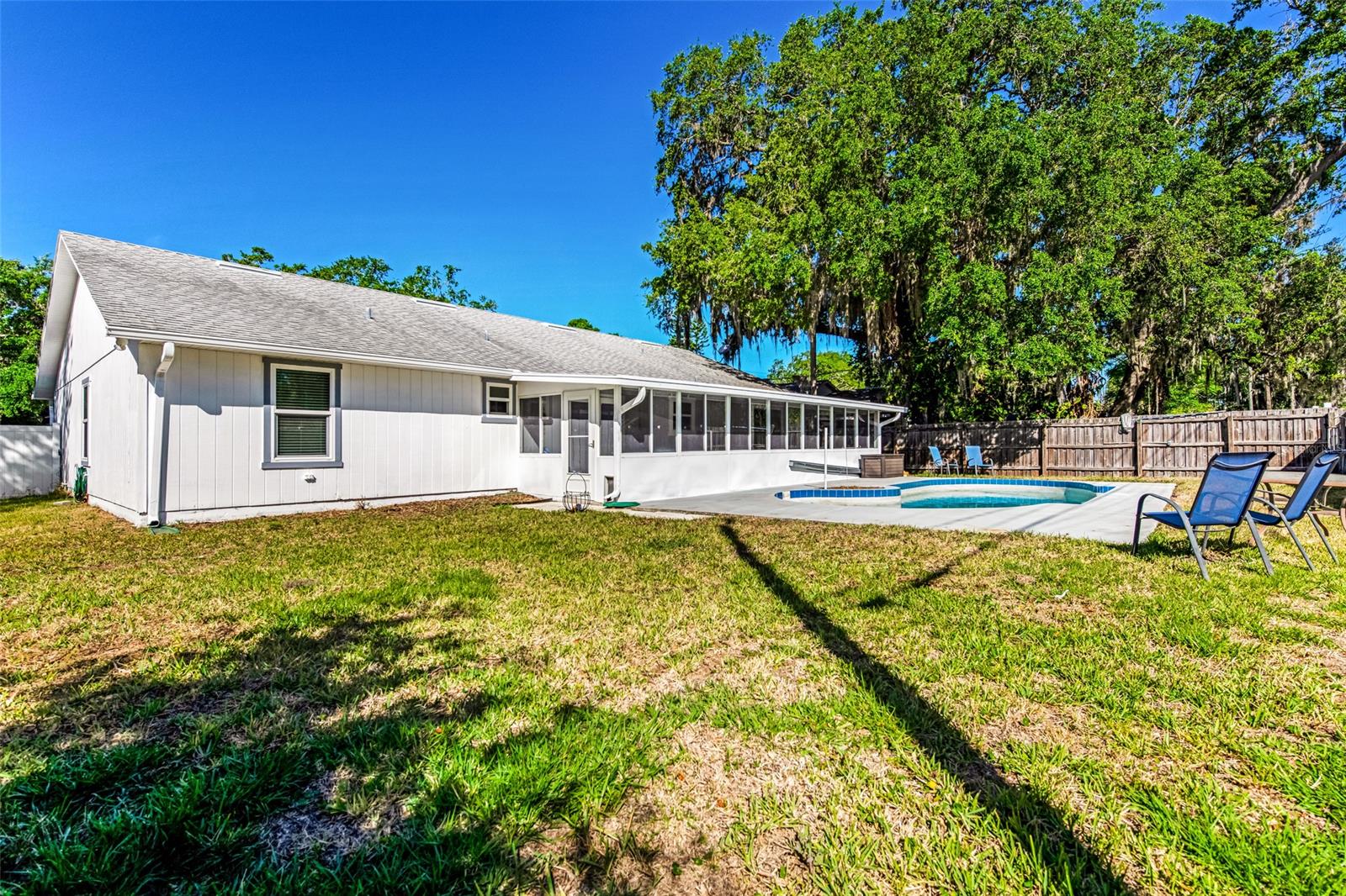 Florida Shores 01 - Residential