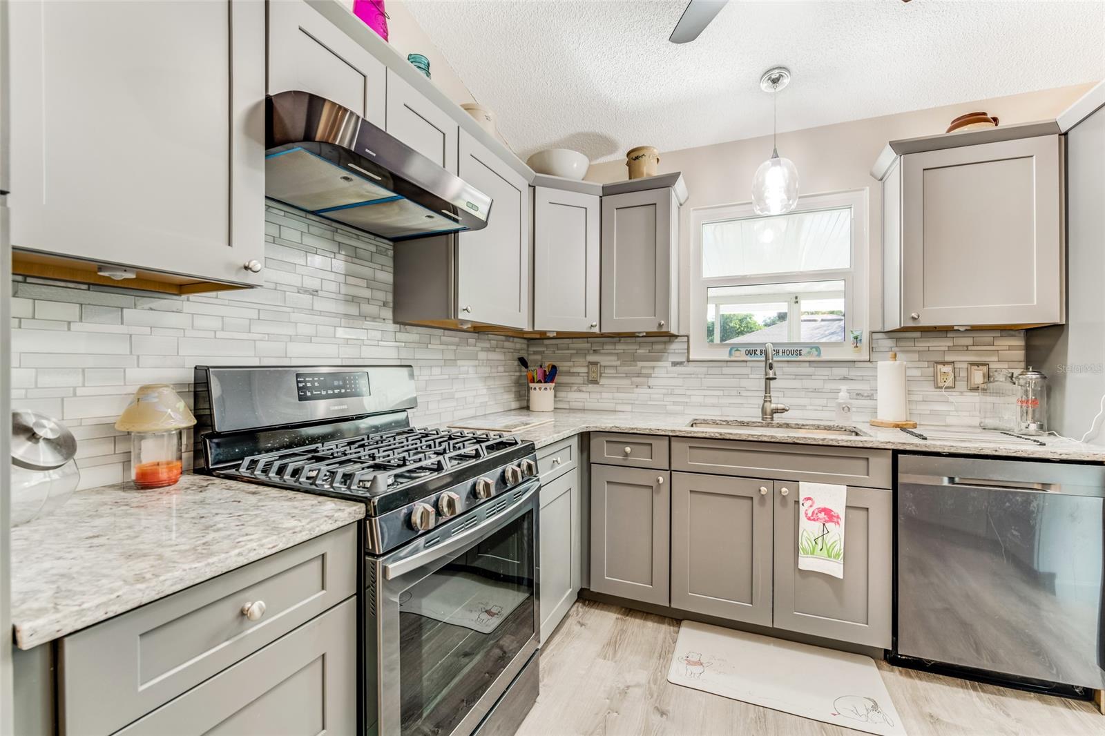 Florida Shores 01 - Residential