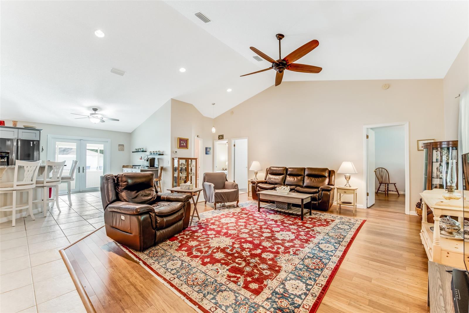 Florida Shores 01 - Residential