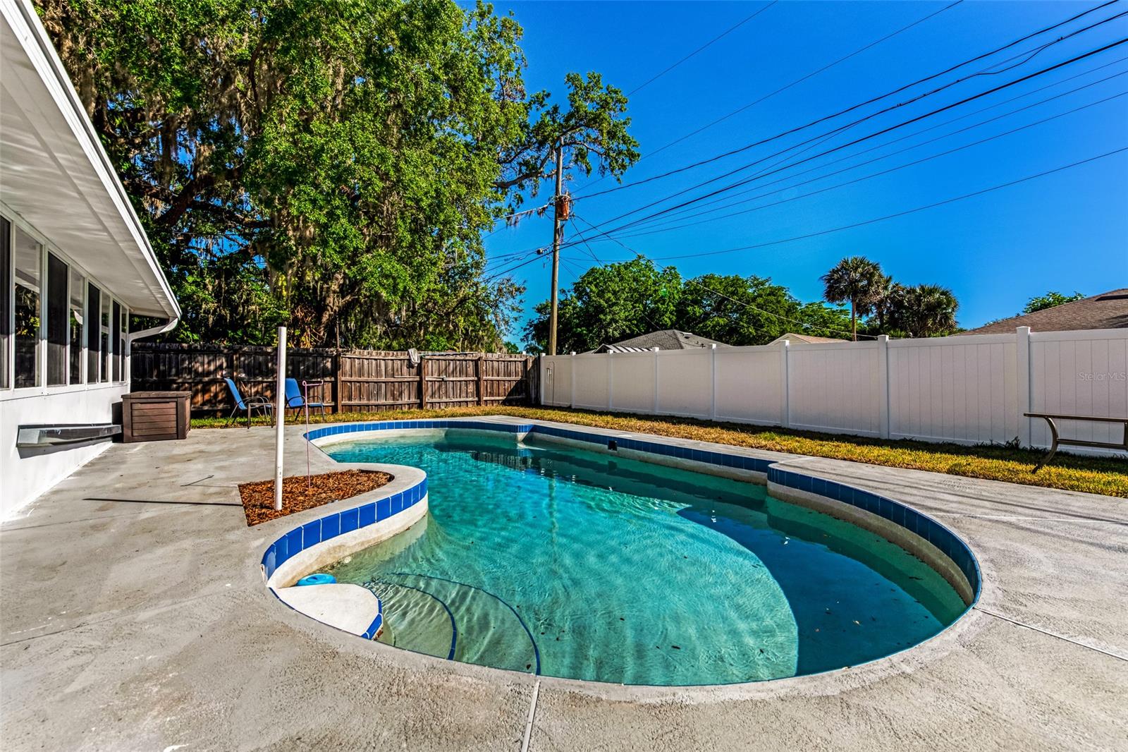 Florida Shores 01 - Residential