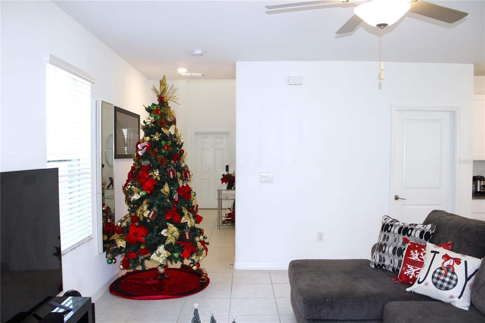 MANORS/CYPRESS RANCH - Residential