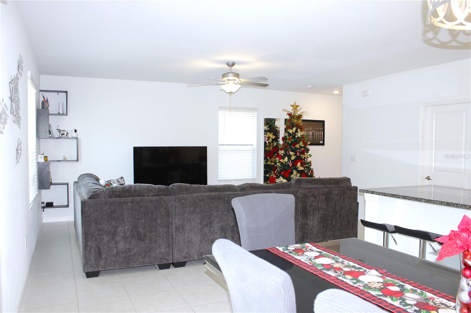 MANORS/CYPRESS RANCH - Residential