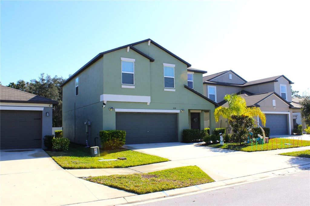Photo of 2058 Stellar Brilliance Way, Lutz, FL 33558 (MLS # TB8459415)