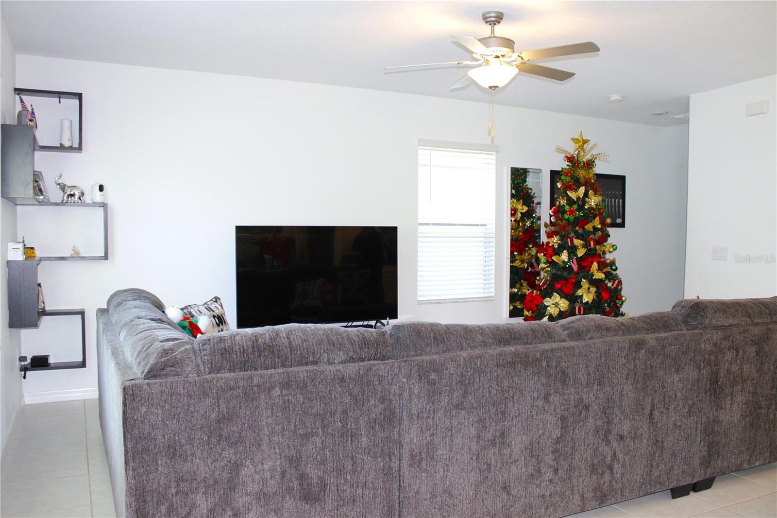 MANORS/CYPRESS RANCH - Residential