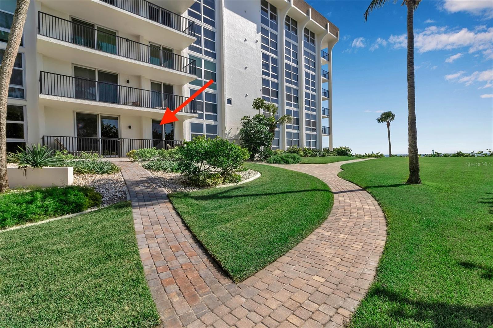 AQUARIUS CLUB - Residential