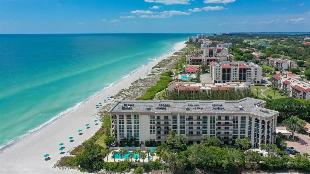 Photo of 1701 Gulf Of Mexico Drive #109, Longboat Key, FL 34228 (MLS # A4666153)