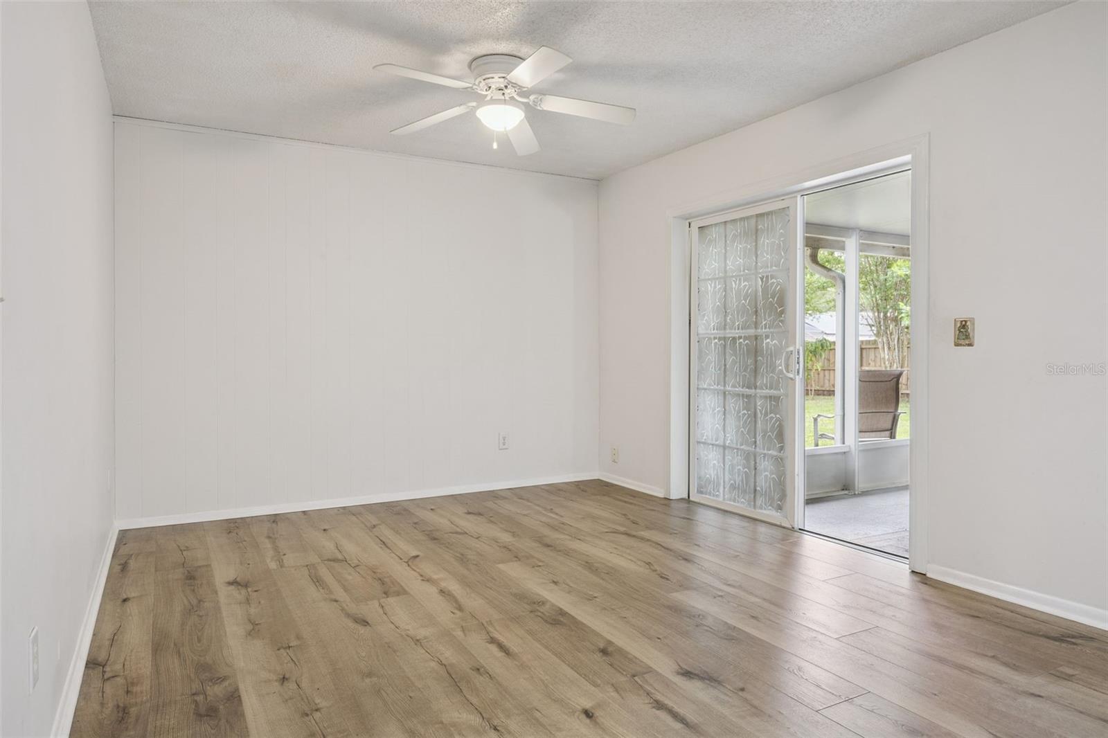 LAKE SHORE GARDENS ADD 02 - Residential