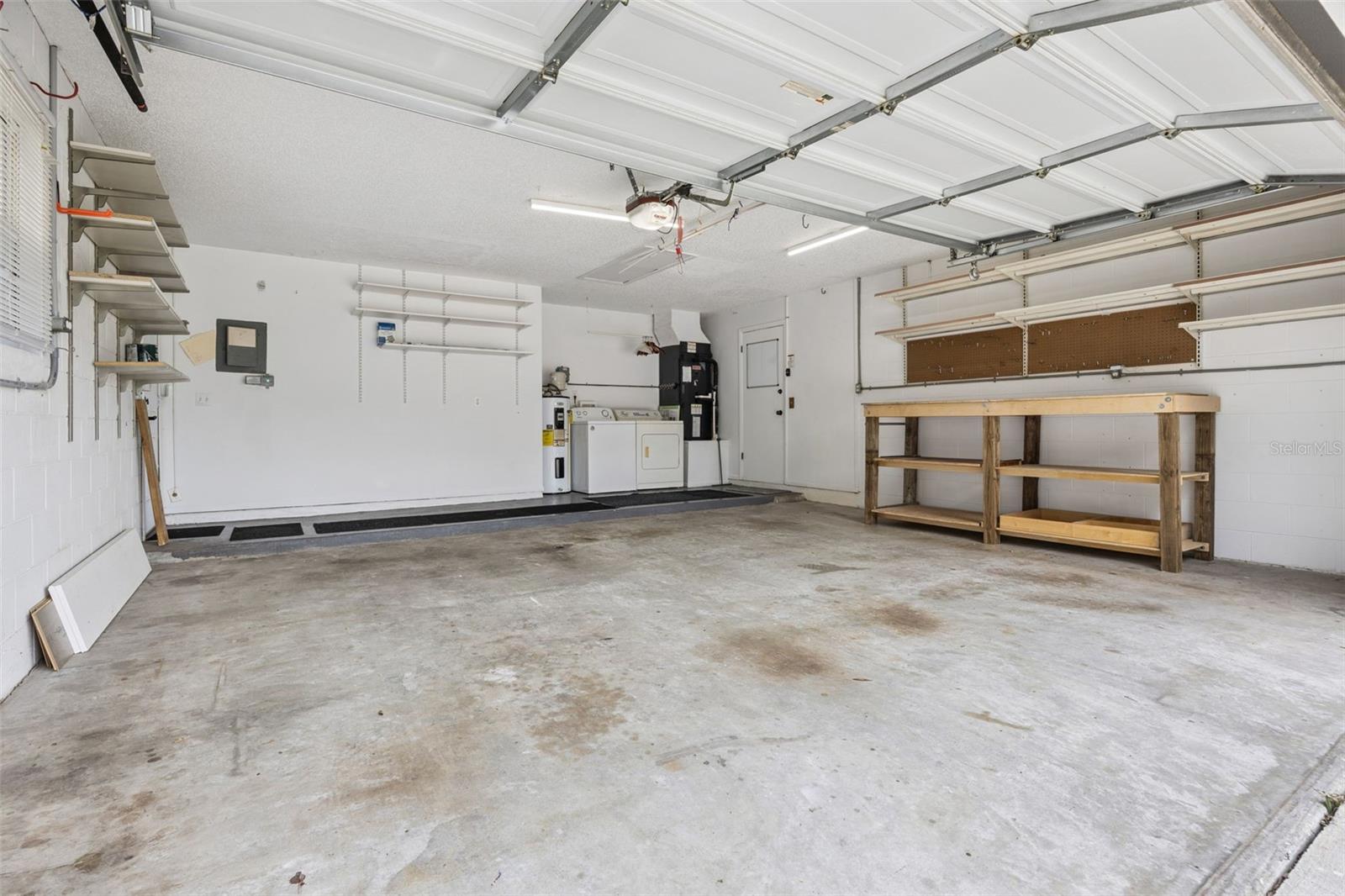 LAKE SHORE GARDENS ADD 02 - Residential