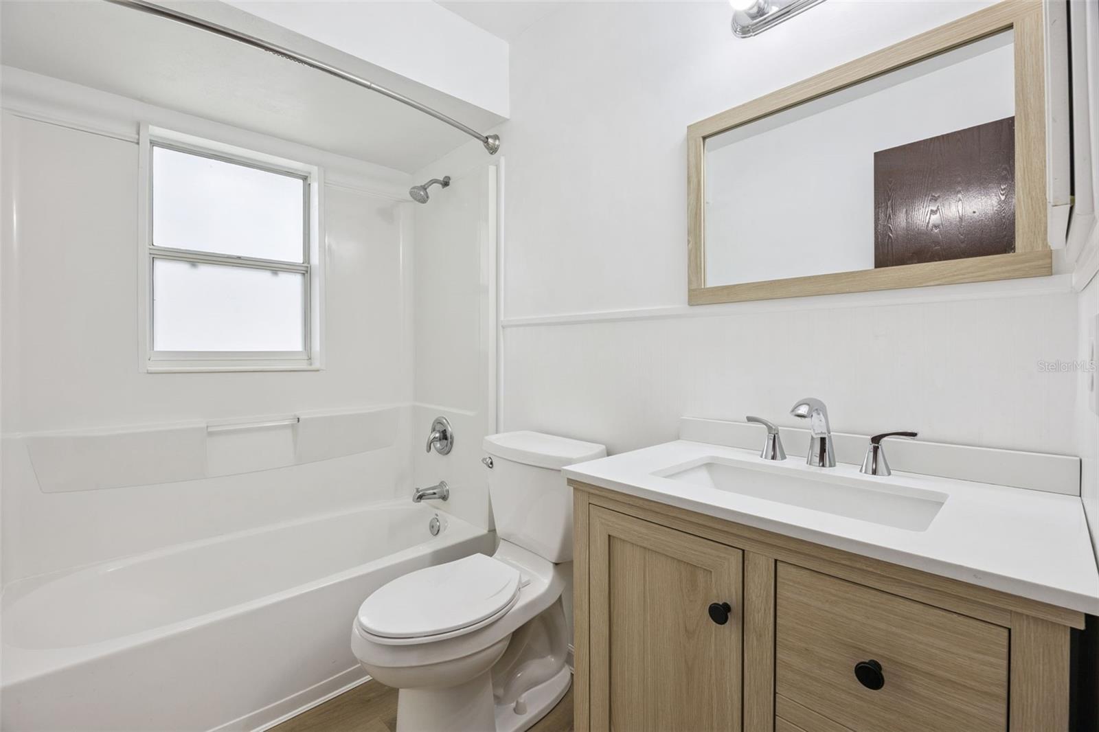 LAKE SHORE GARDENS ADD 02 - Residential