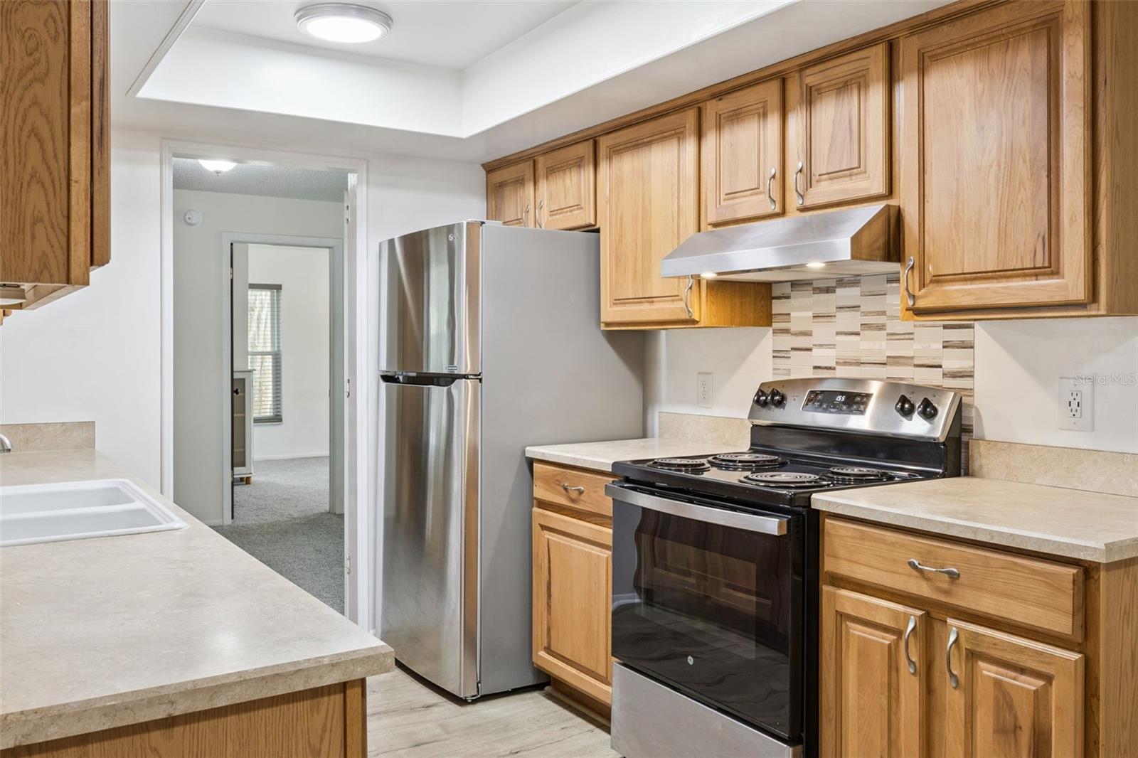 LAKE SHORE GARDENS ADD 02 - Residential