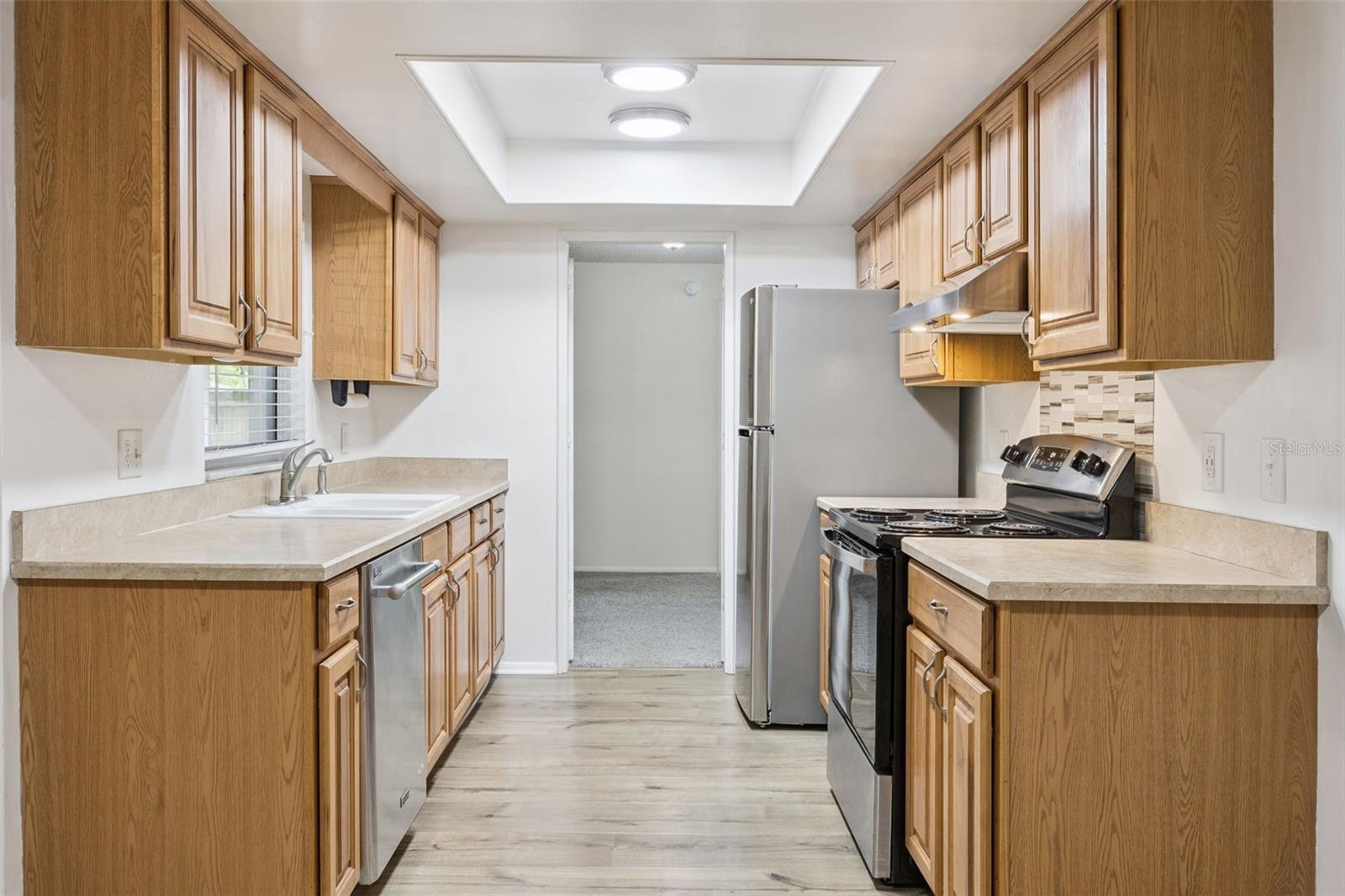 LAKE SHORE GARDENS ADD 02 - Residential