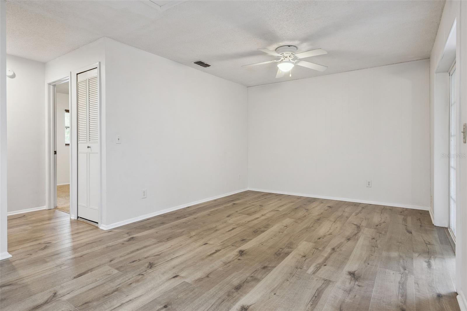 LAKE SHORE GARDENS ADD 02 - Residential