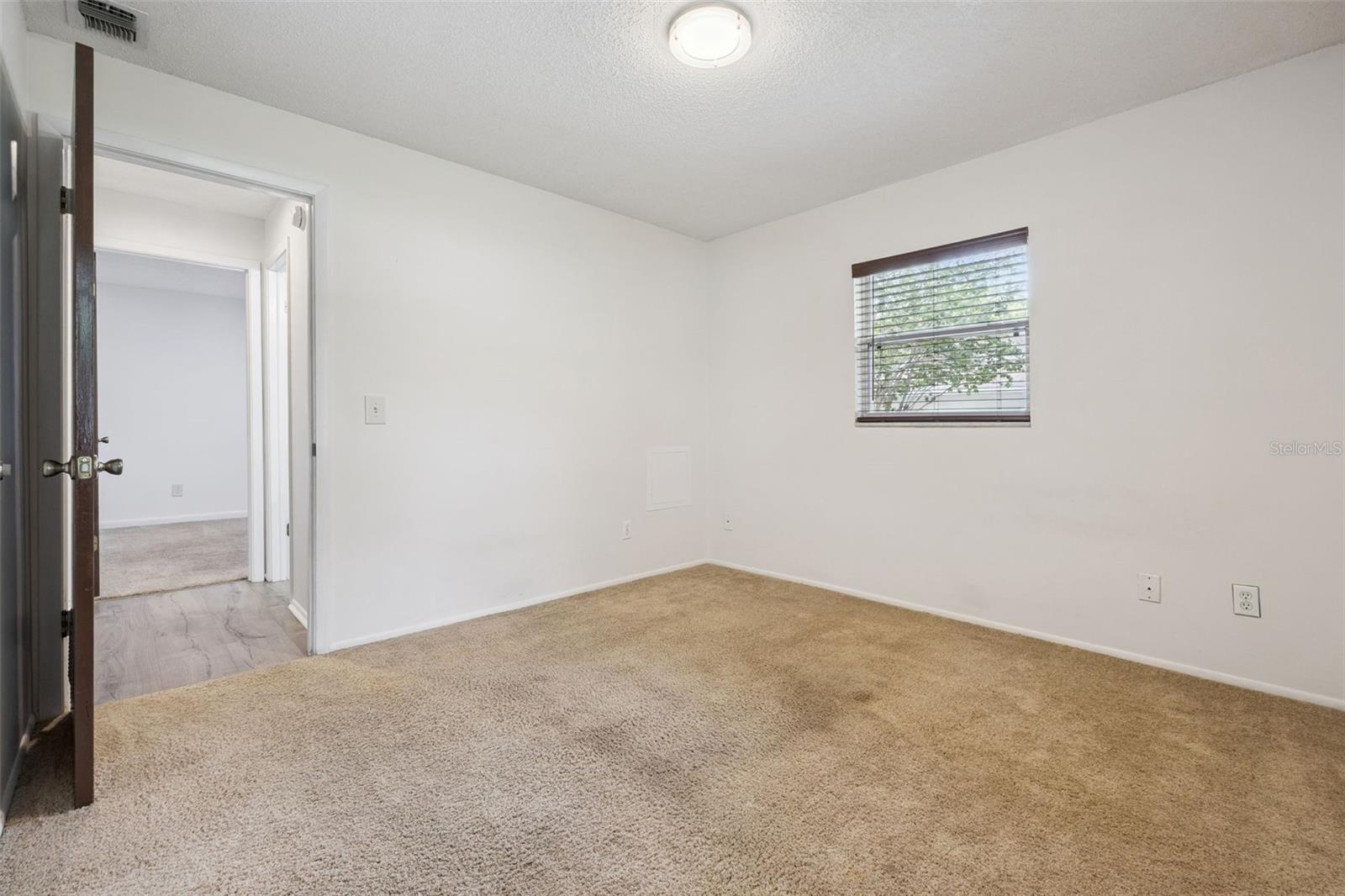 LAKE SHORE GARDENS ADD 02 - Residential