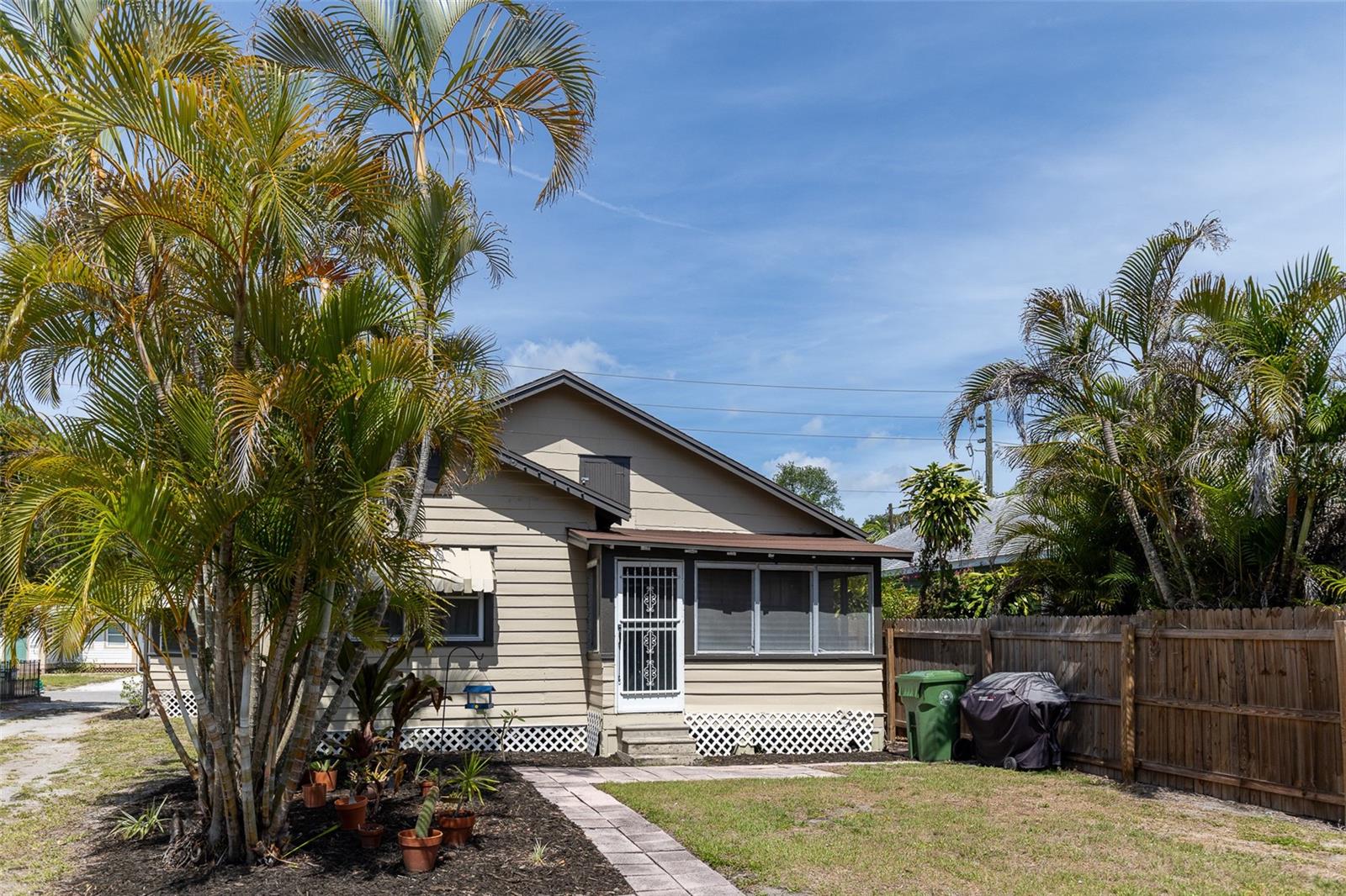 JACKSON TERRACE - Residential