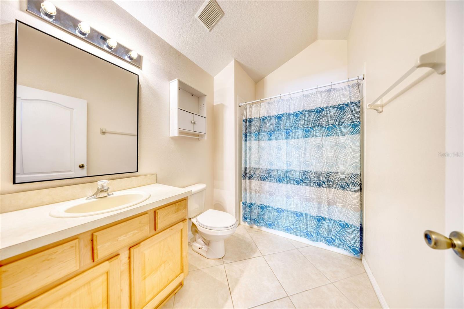 BENT OAKS UNIT 05 - Residential