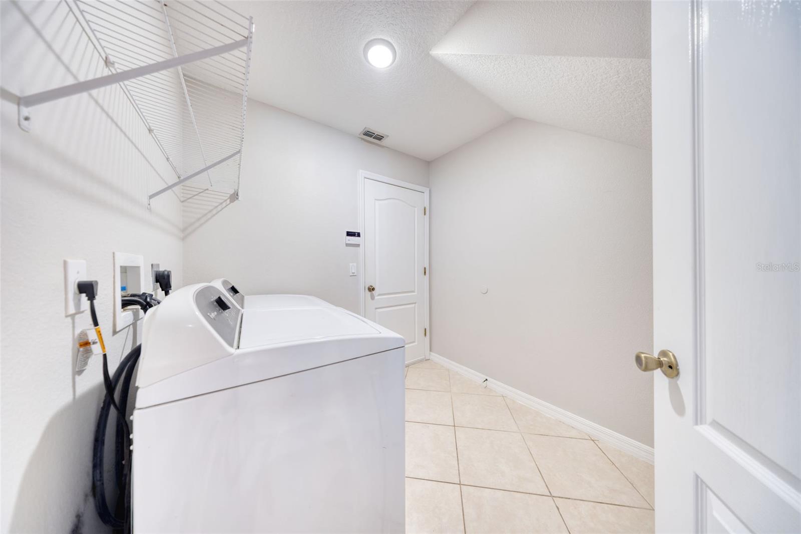 BENT OAKS UNIT 05 - Residential