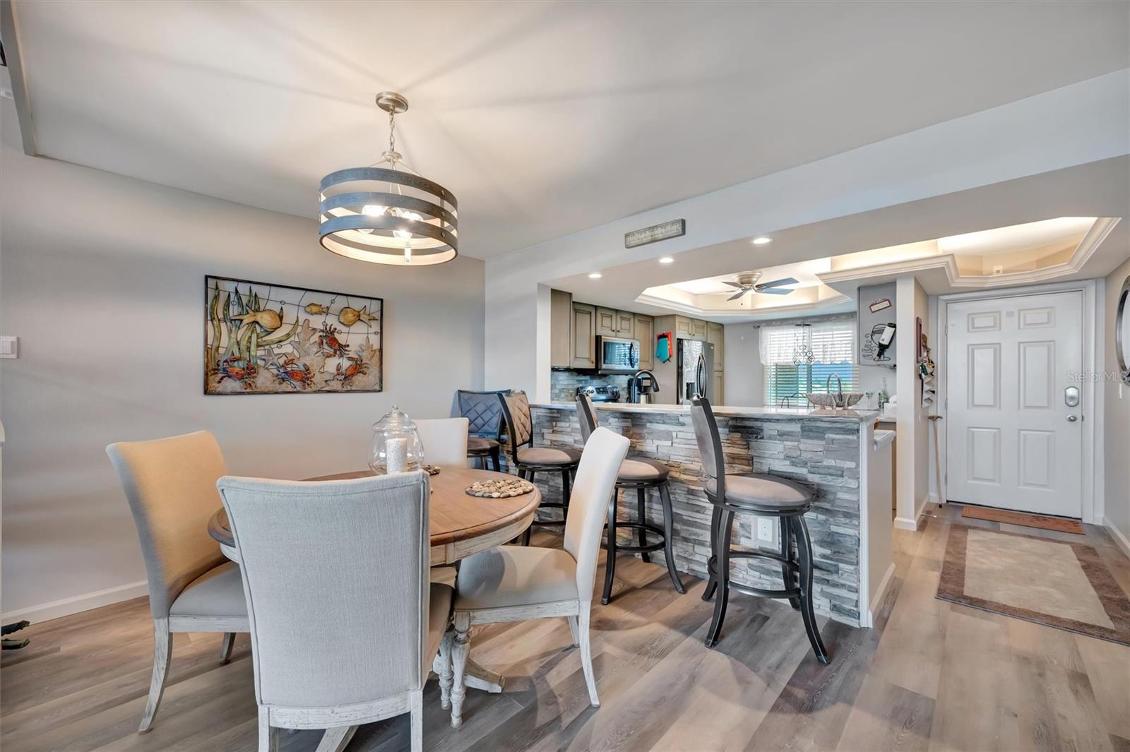 THE WATERWAY PH II - Residential