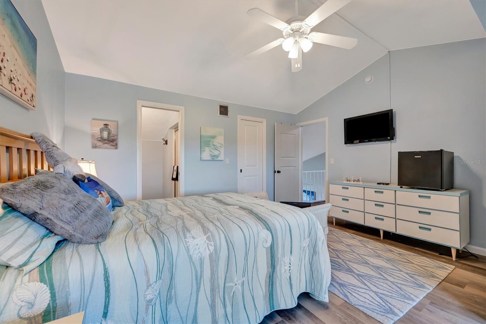 THE WATERWAY PH II - Residential