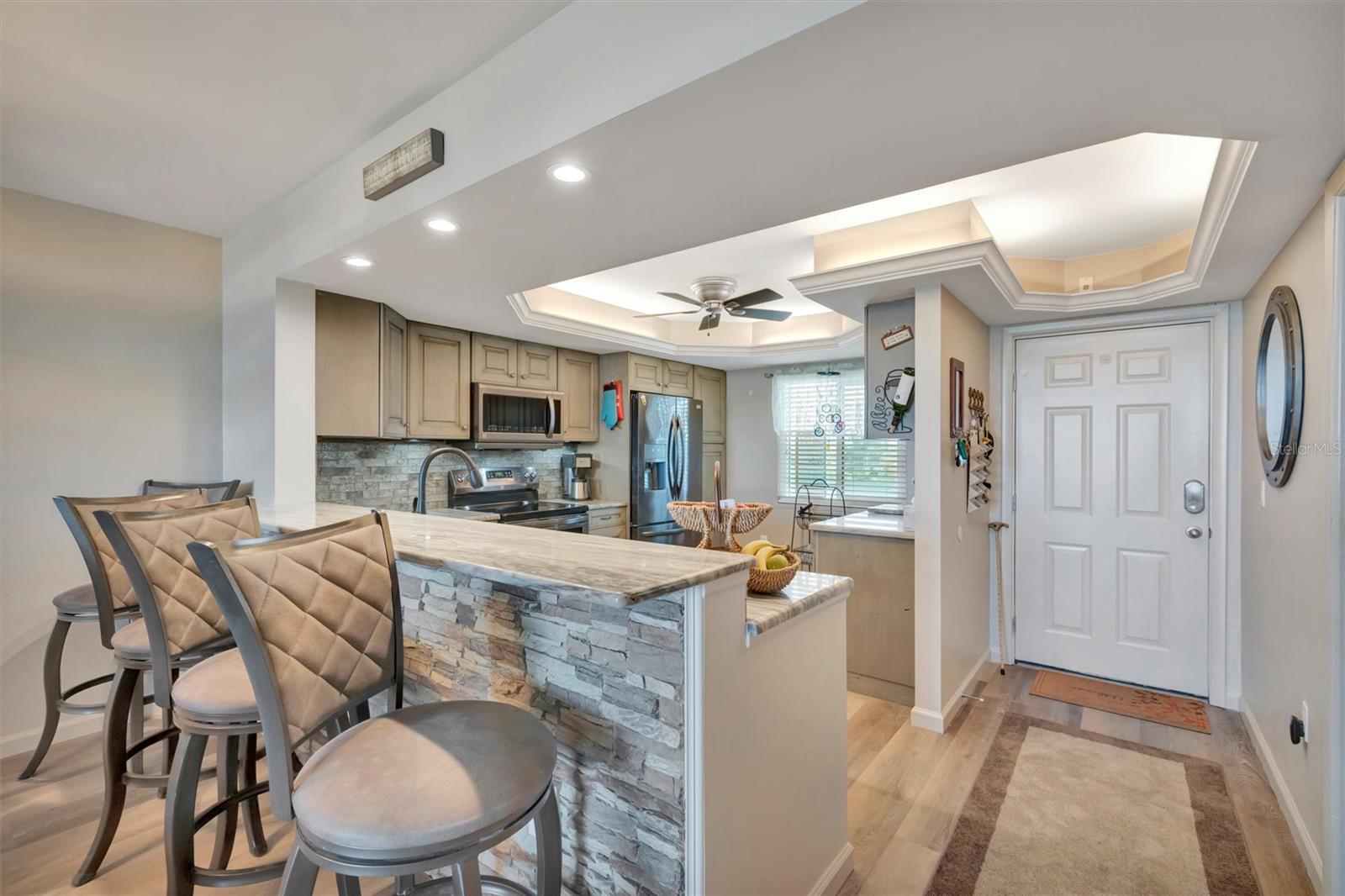 THE WATERWAY PH II - Residential