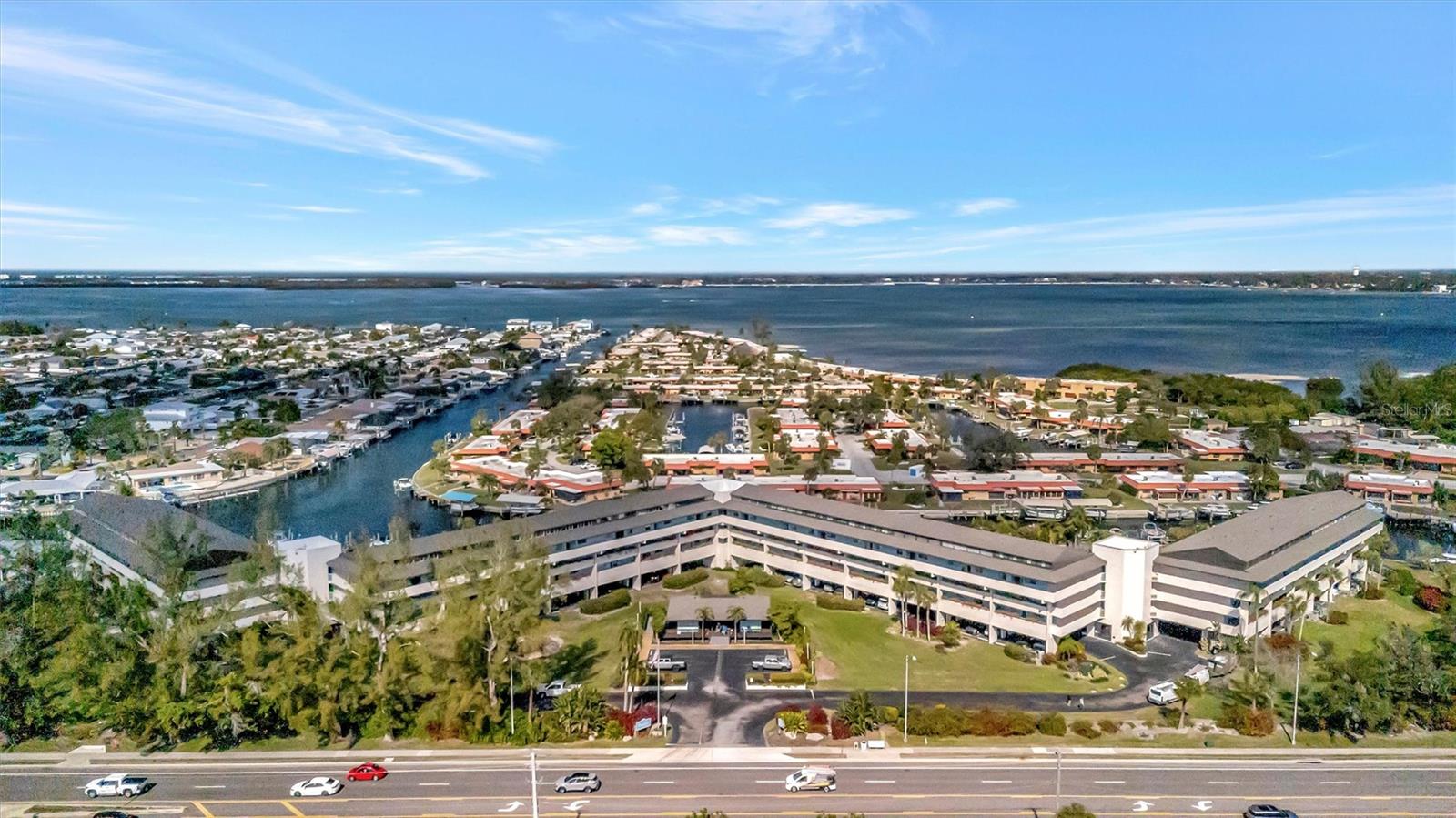 THE WATERWAY PH II - Residential