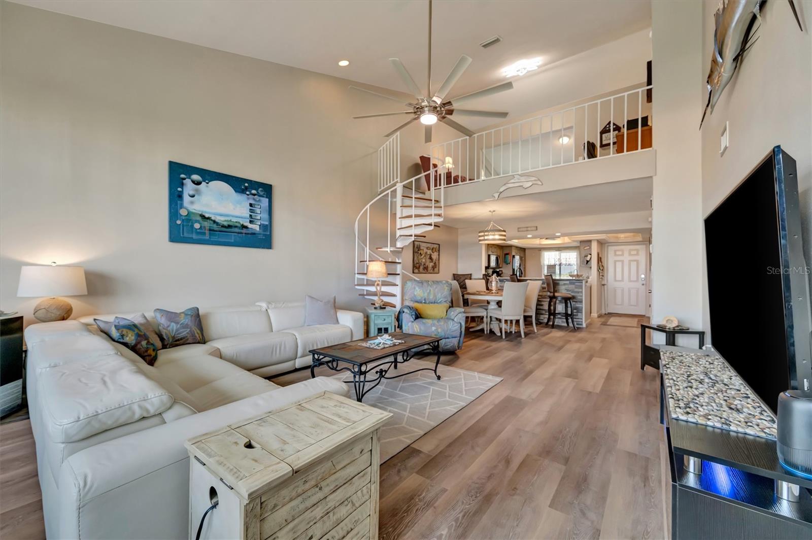 THE WATERWAY PH II - Residential