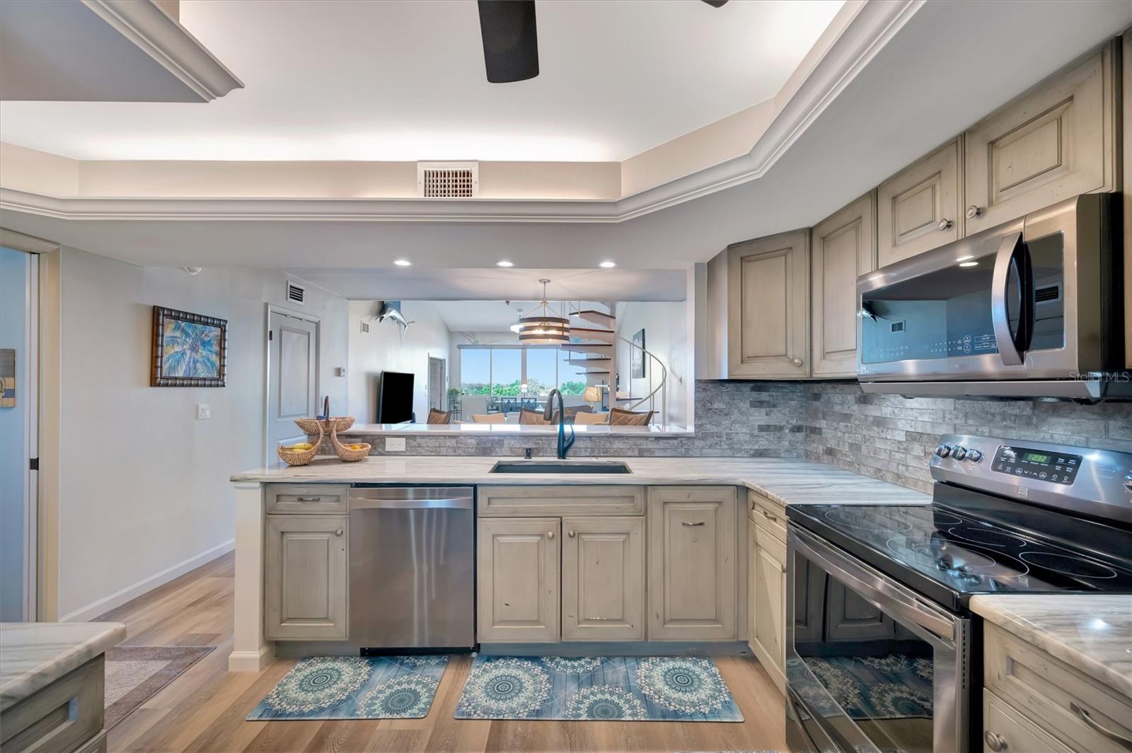 THE WATERWAY PH II - Residential