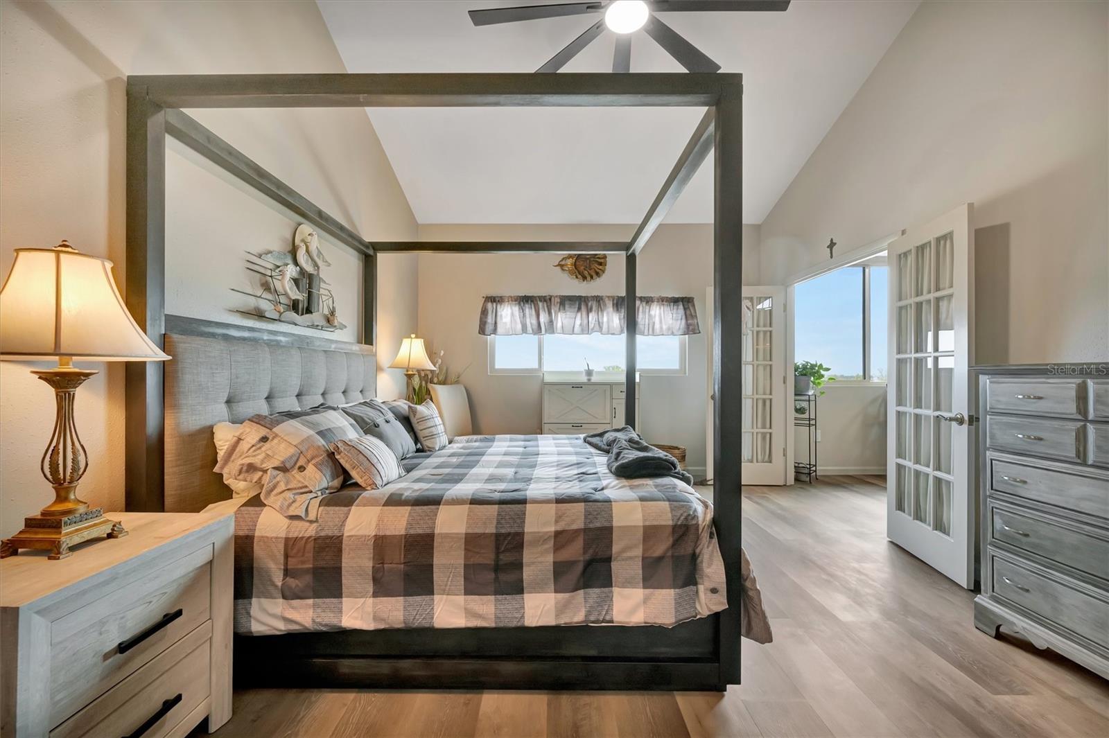 THE WATERWAY PH II - Residential