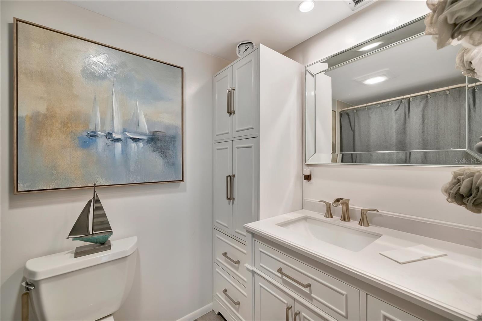 THE WATERWAY PH II - Residential