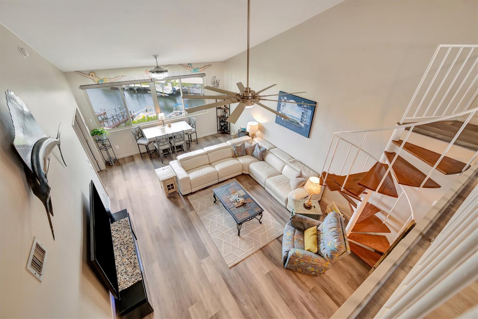 THE WATERWAY PH II - Residential