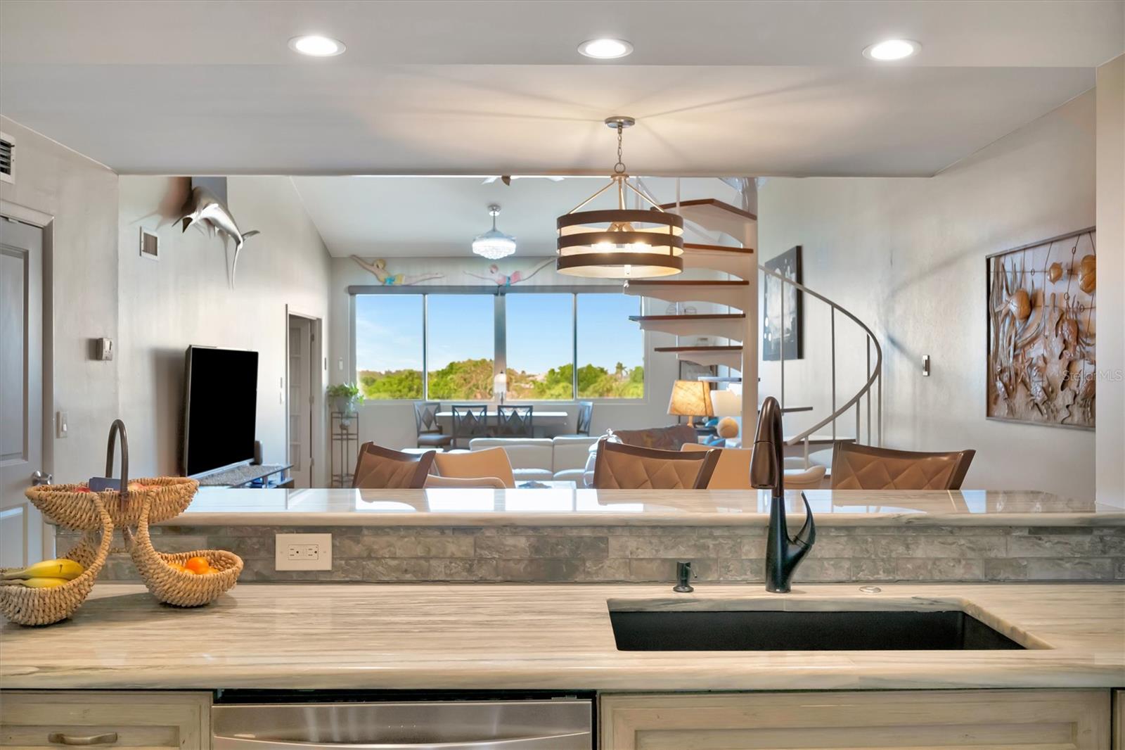 THE WATERWAY PH II - Residential