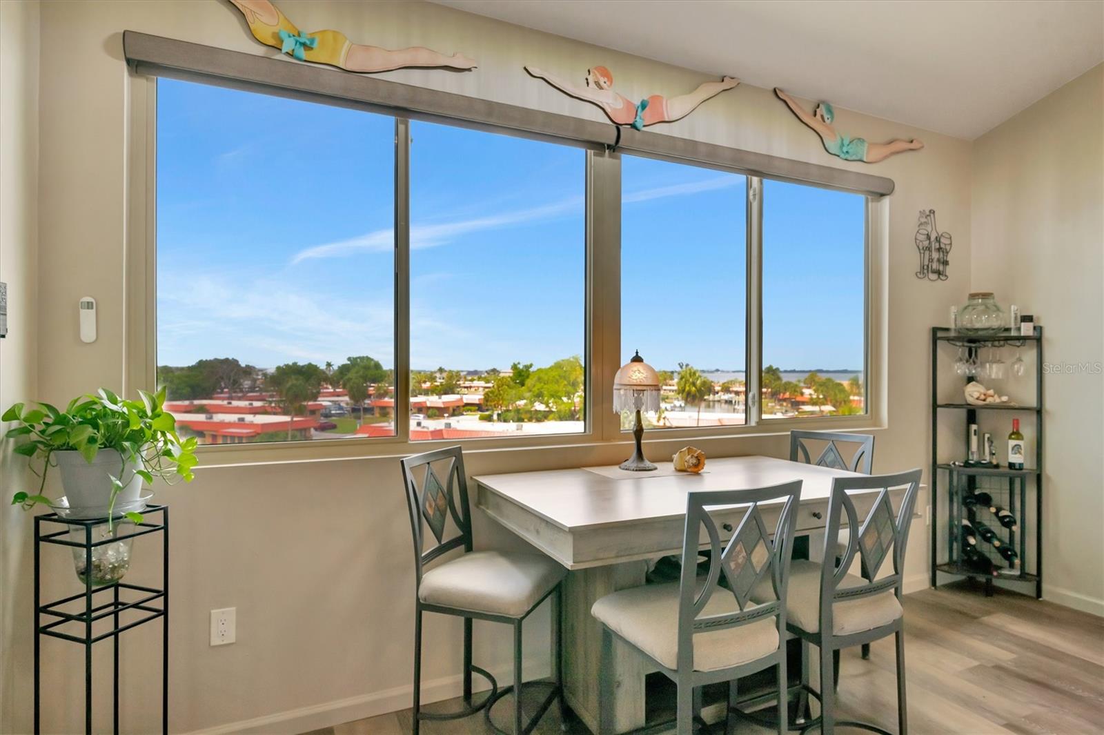 THE WATERWAY PH II - Residential