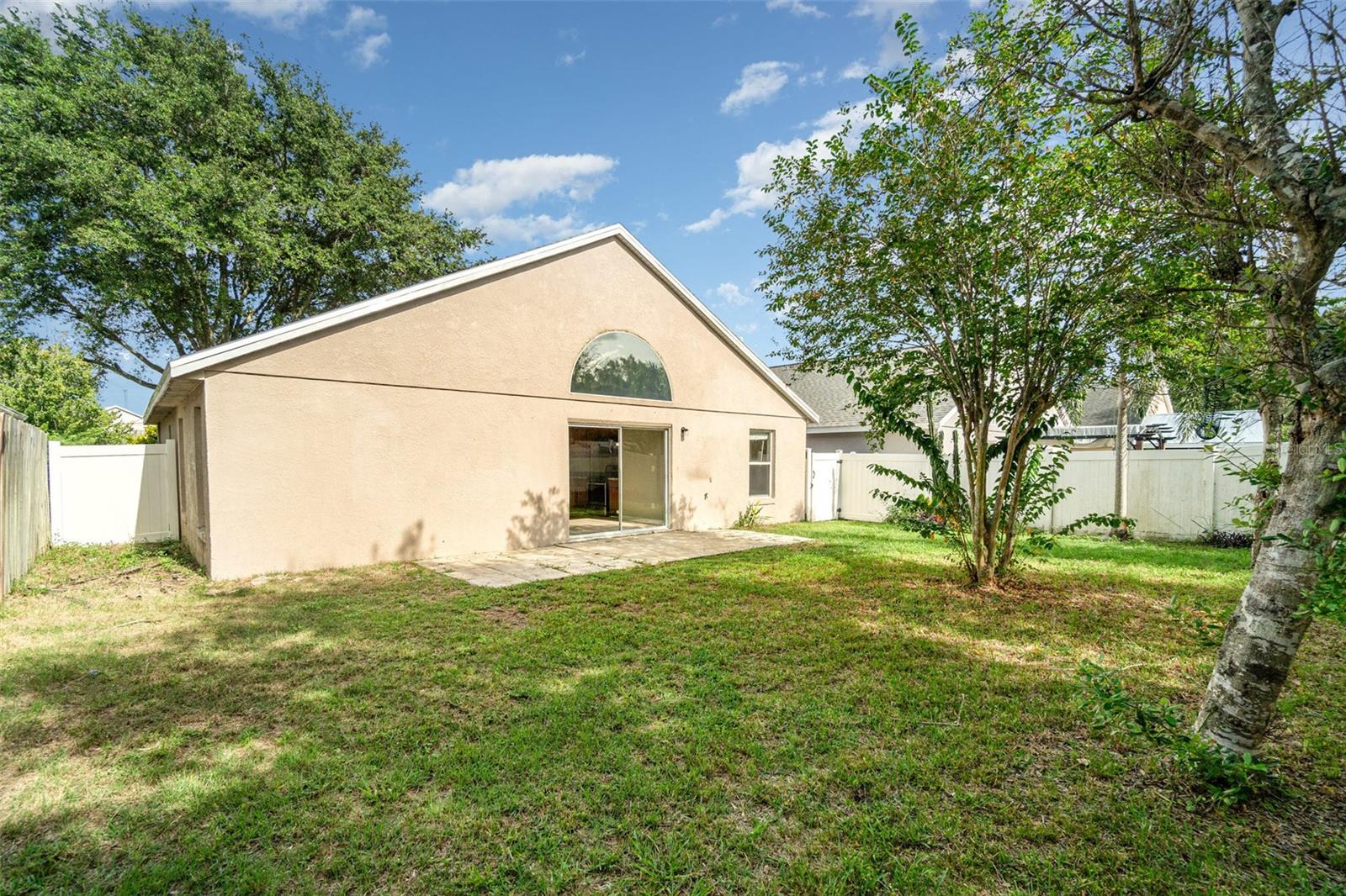 WESTON HILLS SUB - Residential