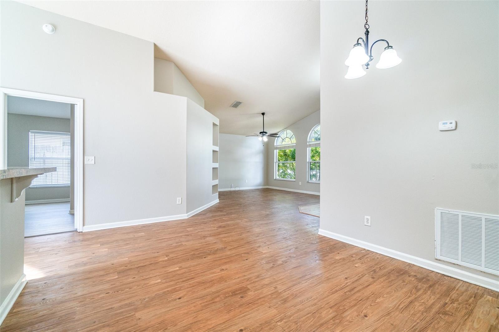 WESTON HILLS SUB - Residential