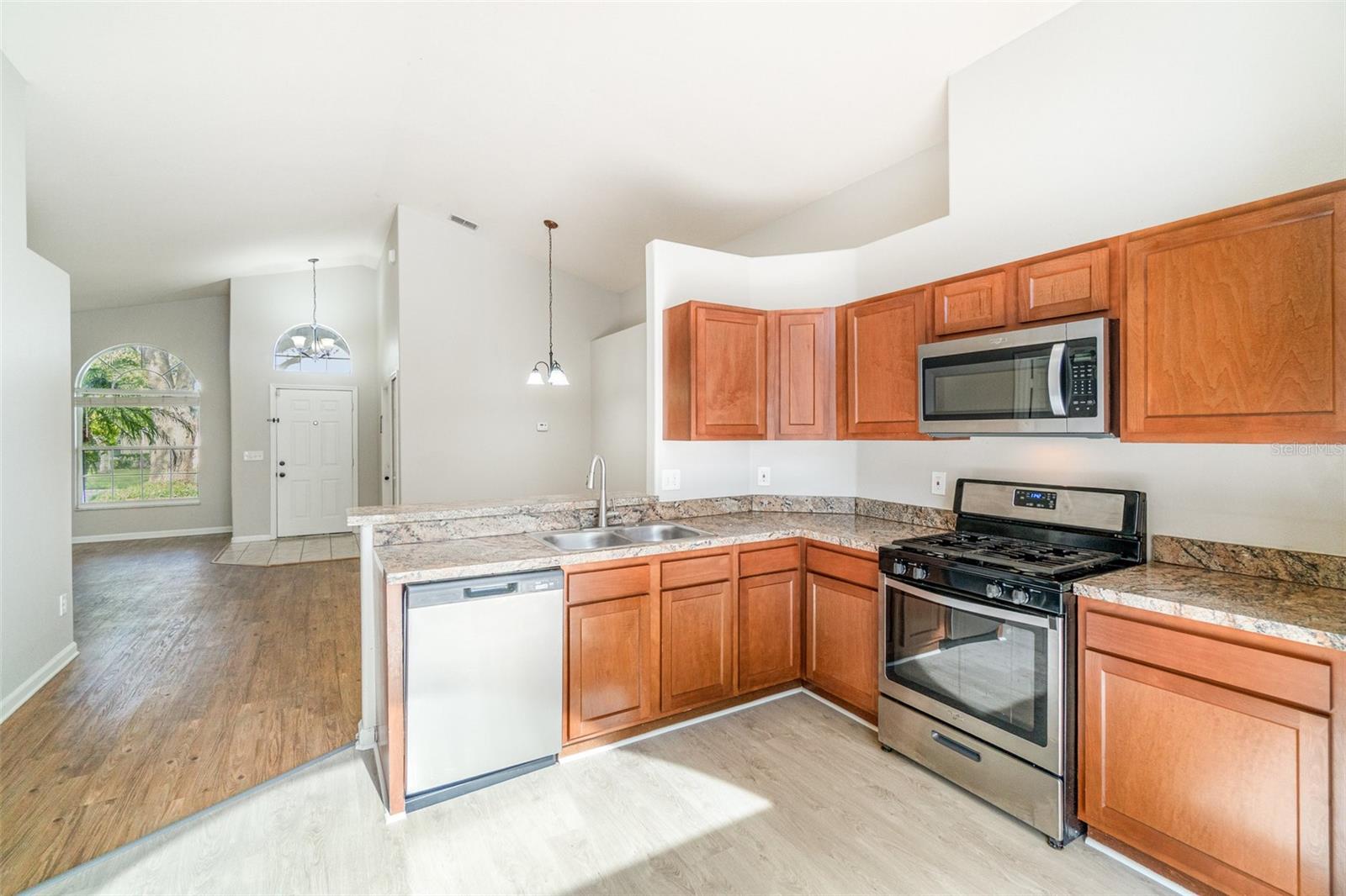 WESTON HILLS SUB - Residential