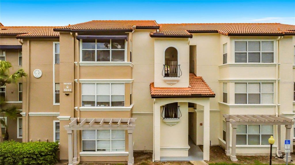 Photo of 5144 Conroy Road #13, Orlando, FL 32811 (MLS # S5153007)