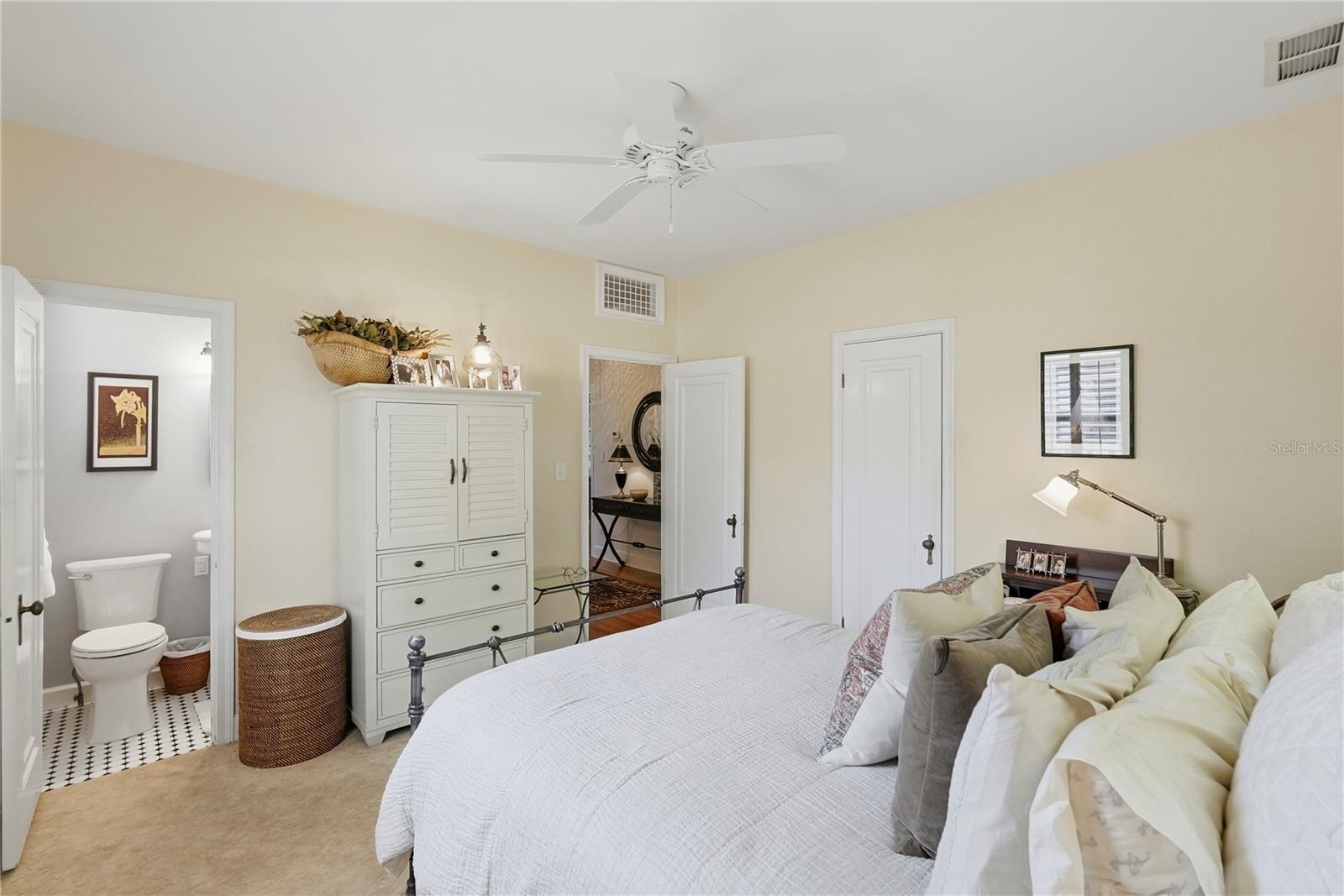 WOODLAWN - Residential