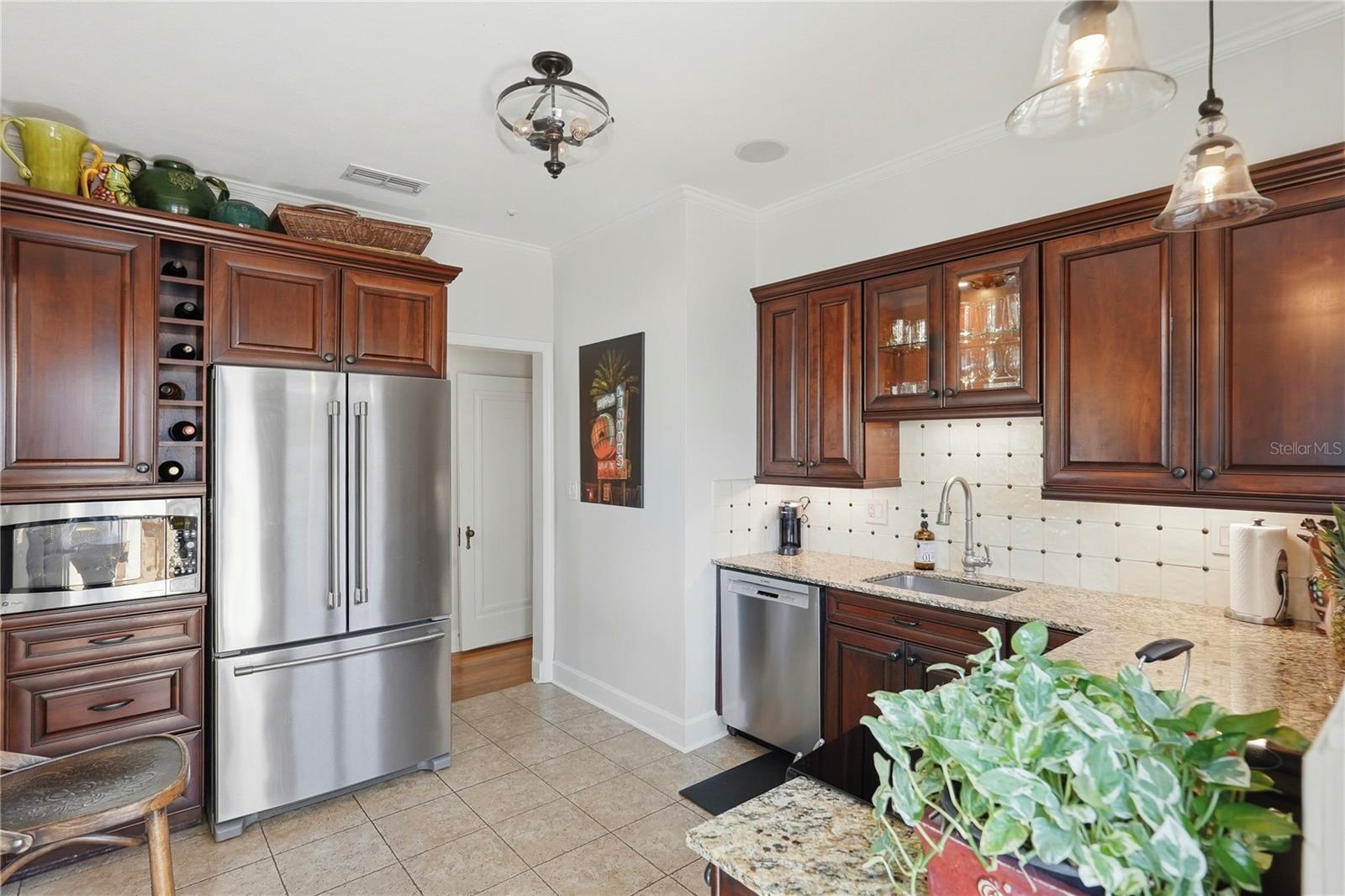 WOODLAWN - Residential