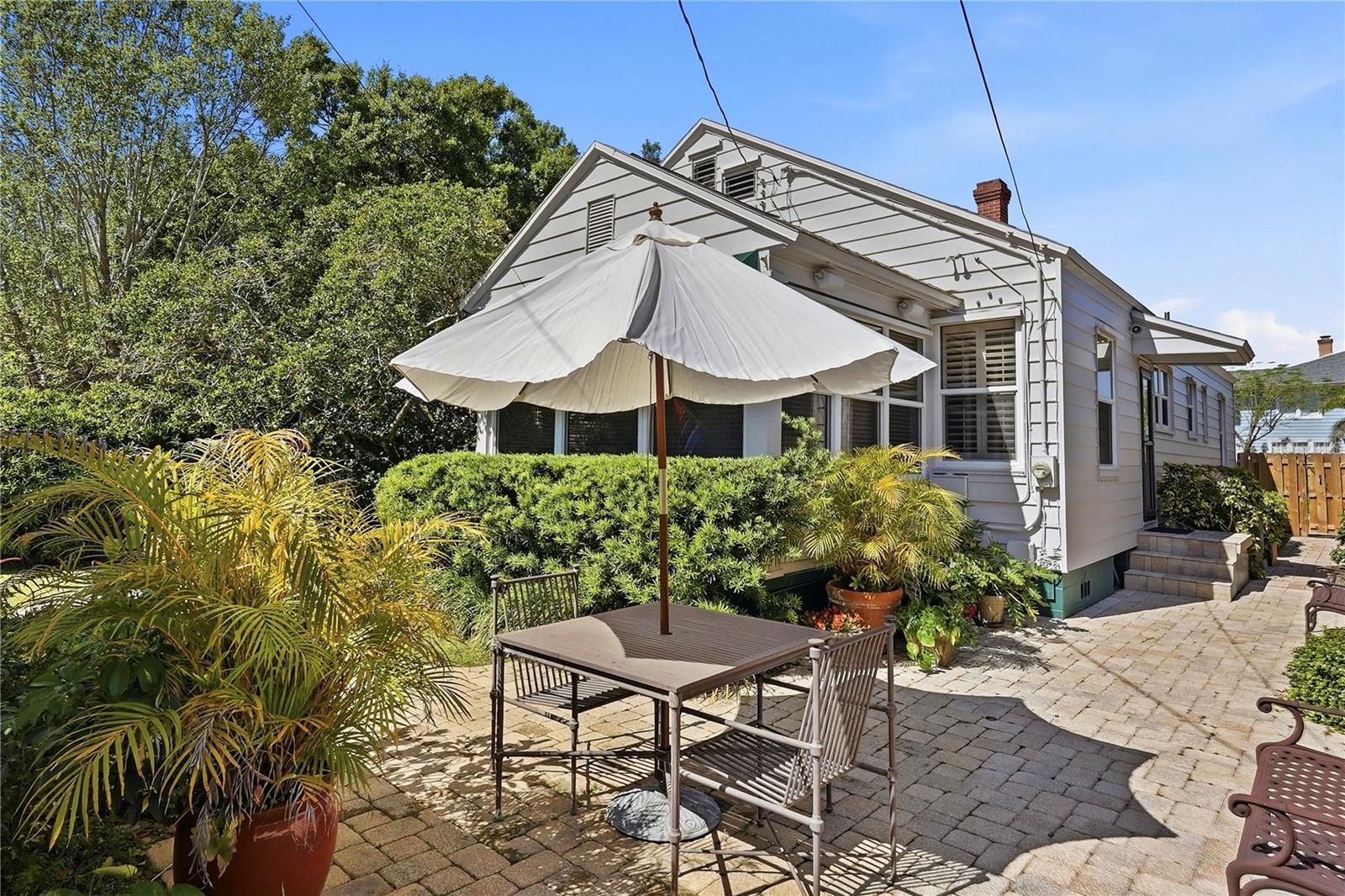 WOODLAWN - Residential