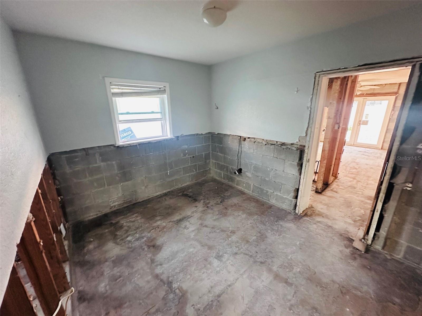 ST PETERSBURG BEACH NORTH UNIT 4 - Residential