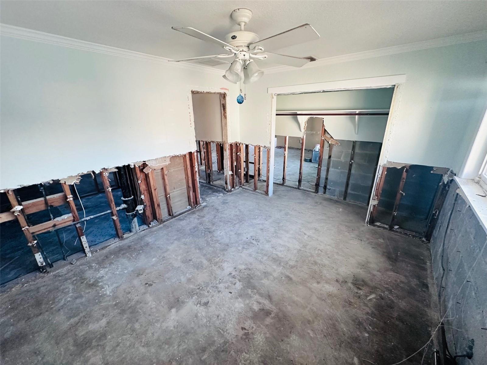 ST PETERSBURG BEACH NORTH UNIT 4 - Residential