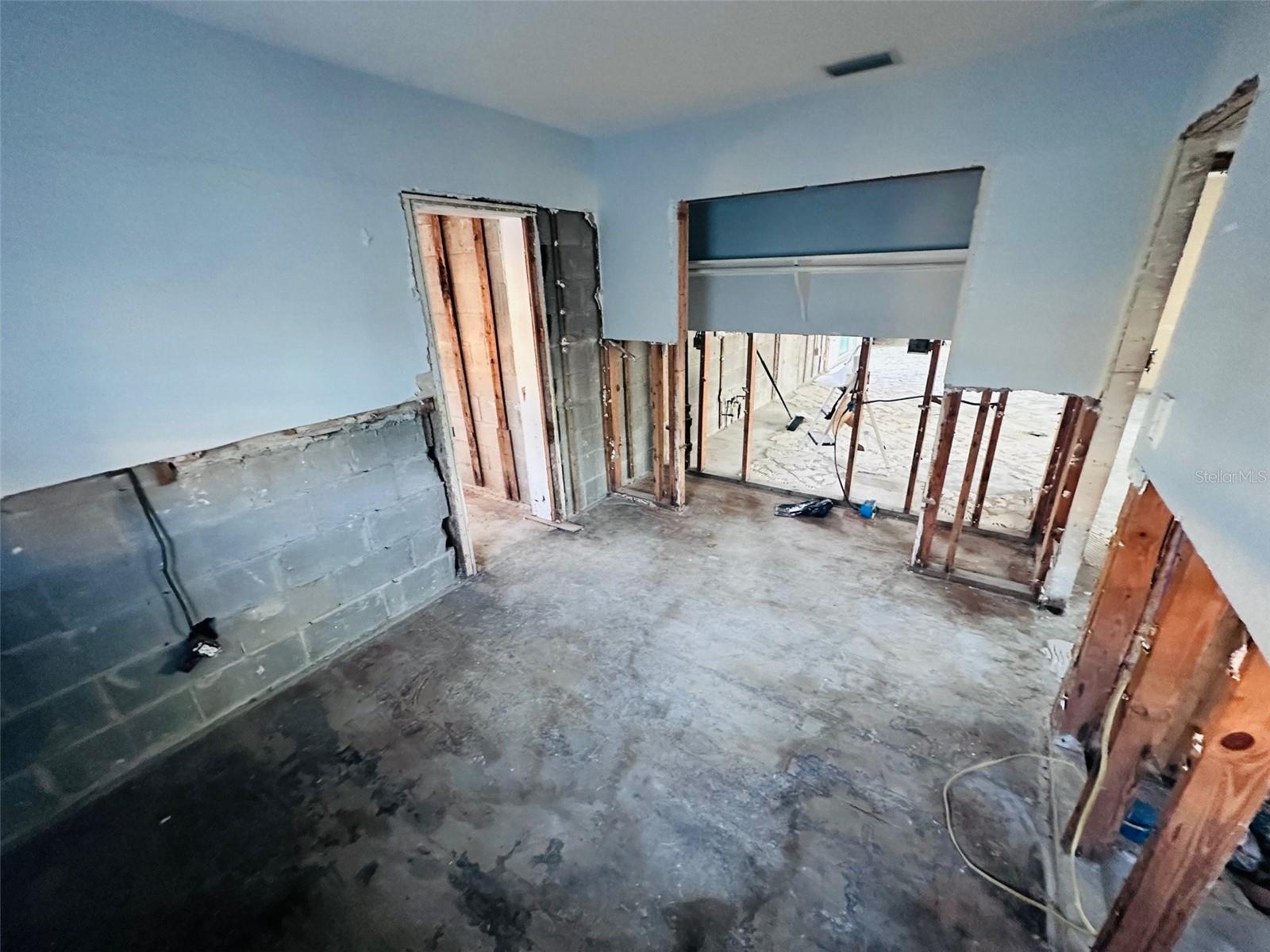 ST PETERSBURG BEACH NORTH UNIT 4 - Residential