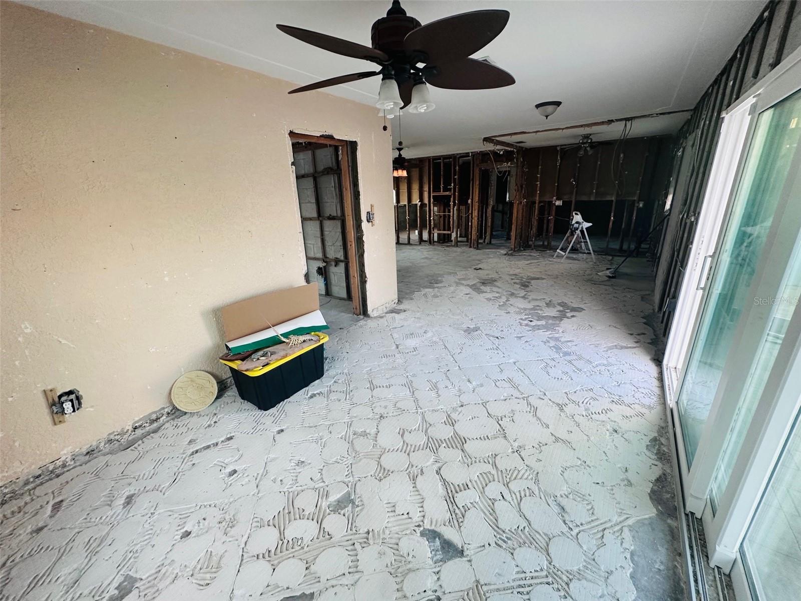 ST PETERSBURG BEACH NORTH UNIT 4 - Residential