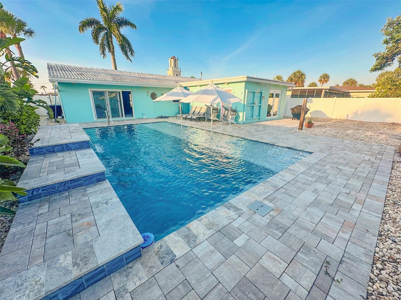 ST PETERSBURG BEACH NORTH UNIT 4 - Residential