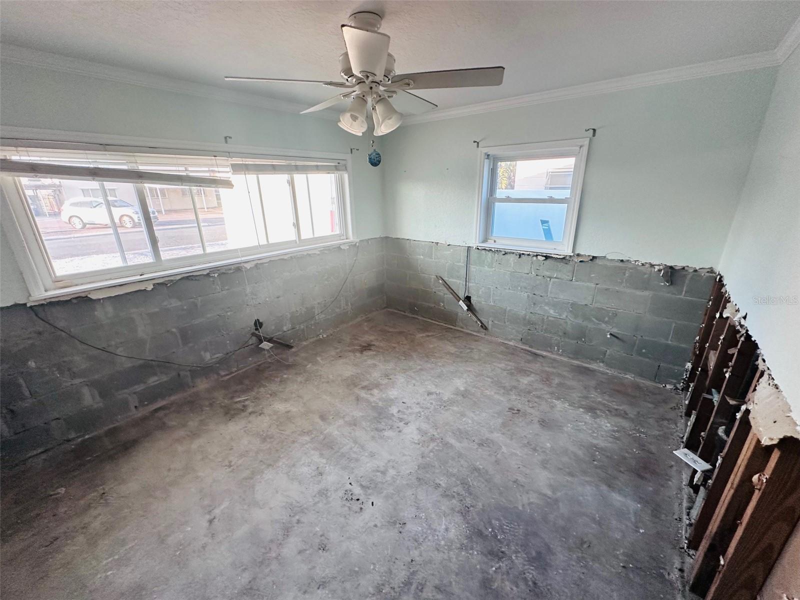 ST PETERSBURG BEACH NORTH UNIT 4 - Residential