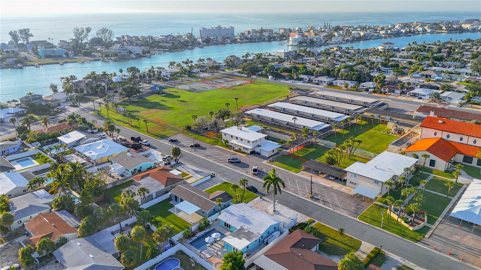 ST PETERSBURG BEACH NORTH UNIT 4 - Residential